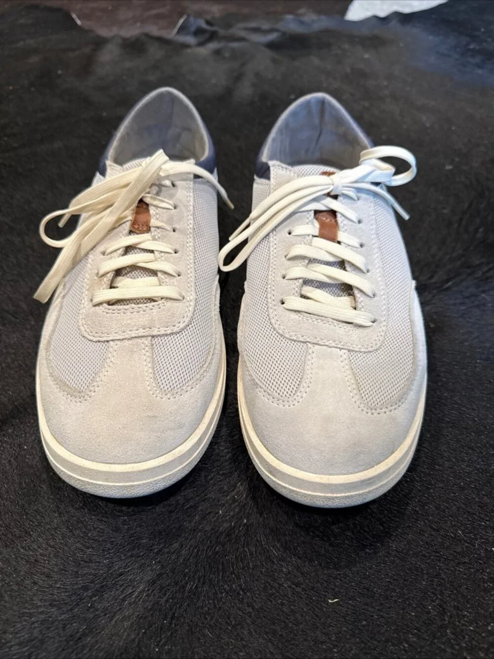 OluKai Punini lace up suede upper casual shoes pale blue/dark blue heels 10.5