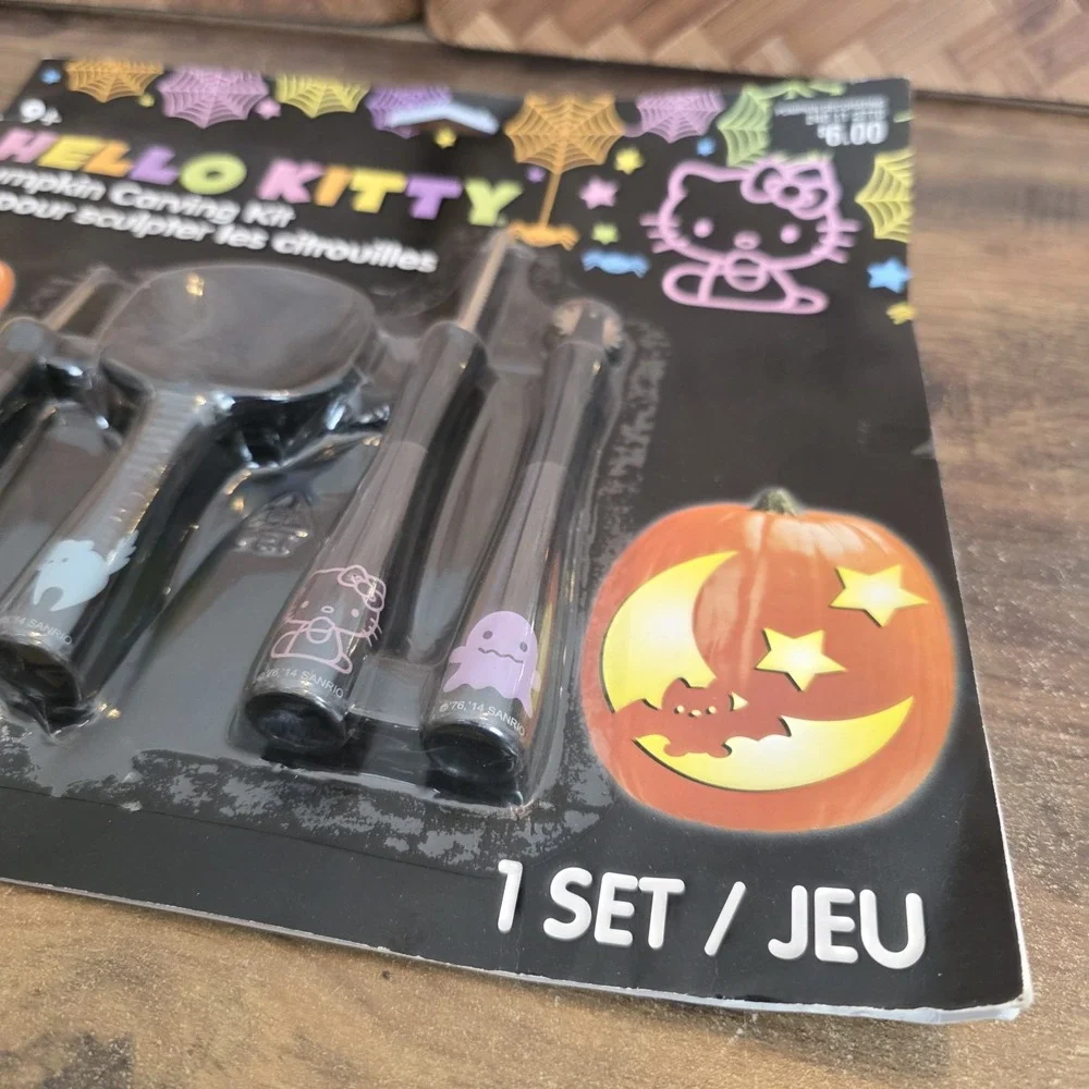 Hello Kitty Pumpkin‎ Carving Kit 1 Set Includes 4 Tools 6 Patterns 1 Bonus
