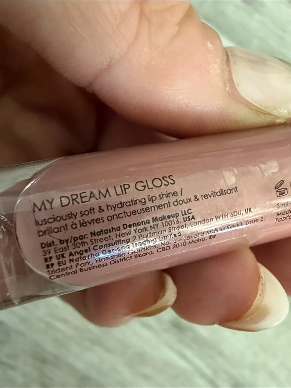 Natasha Denona creamy liquid