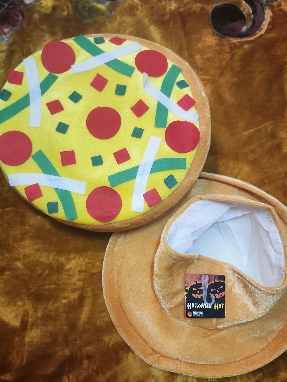 (5pc) Pizza Party Plush Hat