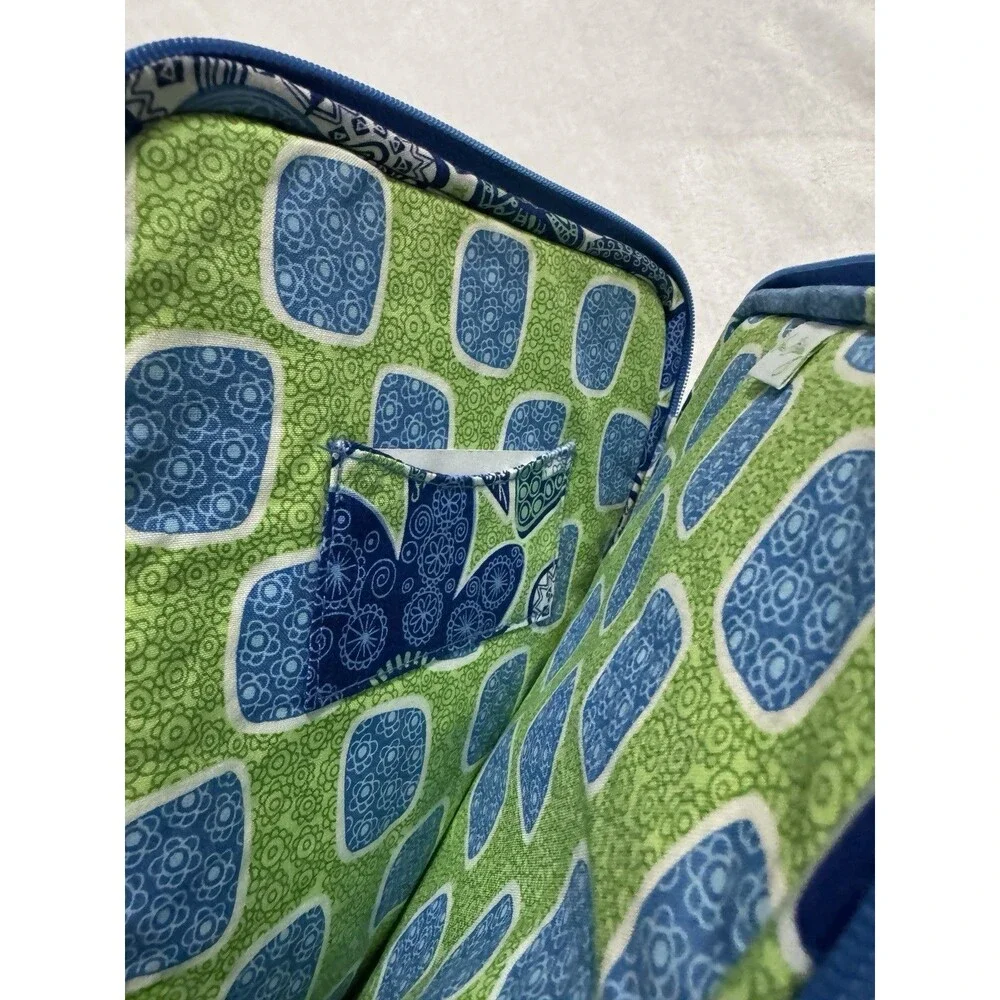 Vera Bradley 10” Tablet Sleeve Cover Doodle Daisy Print Blue Green Floral