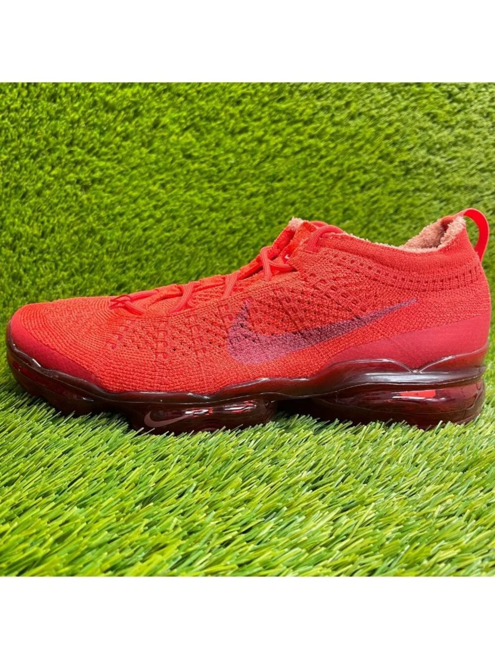 Nike Air VaporMax 2023 Flyknit Mens Size 9 Red Athletic Running Shoes Sneakers