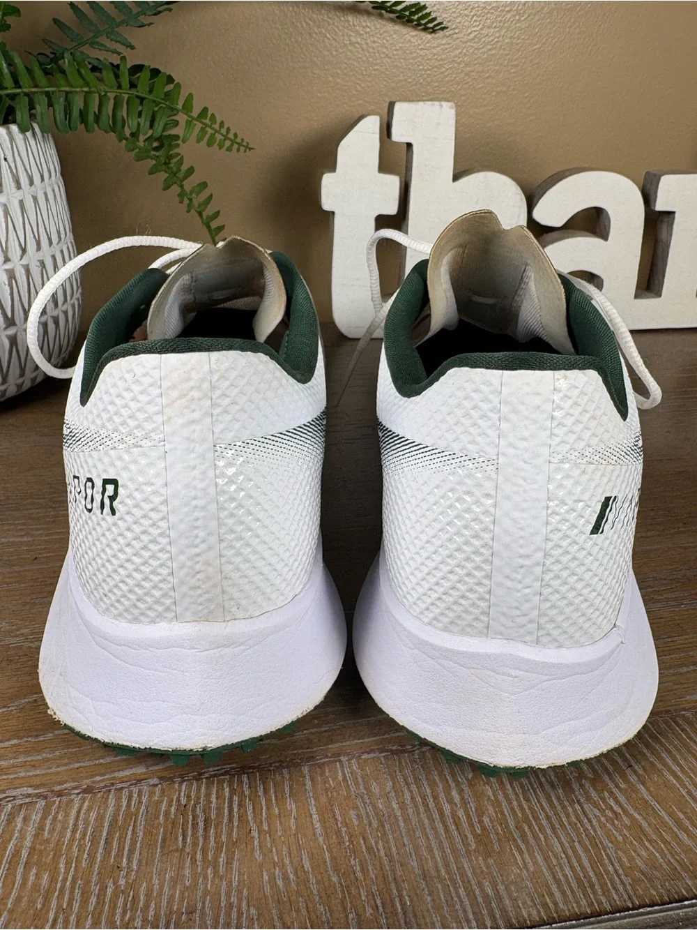 Nike Vapor Edge Turf White/Green Football Shoes Men's Size 10 CV6353-103