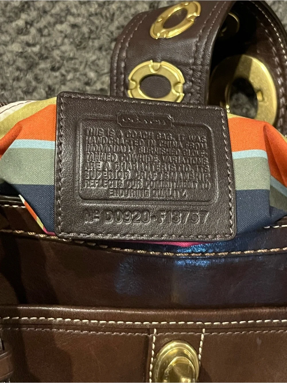 Vintage Coach Lilly Legacy 13757 Turn LockbBrown Leather Shoulder Bag