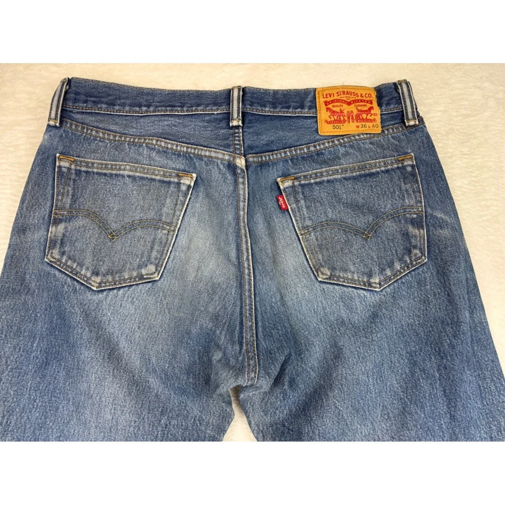 Levis 501 Original Fit Mens 36x40 Jeans Blue Grungy Washed Denim HighLow Fade