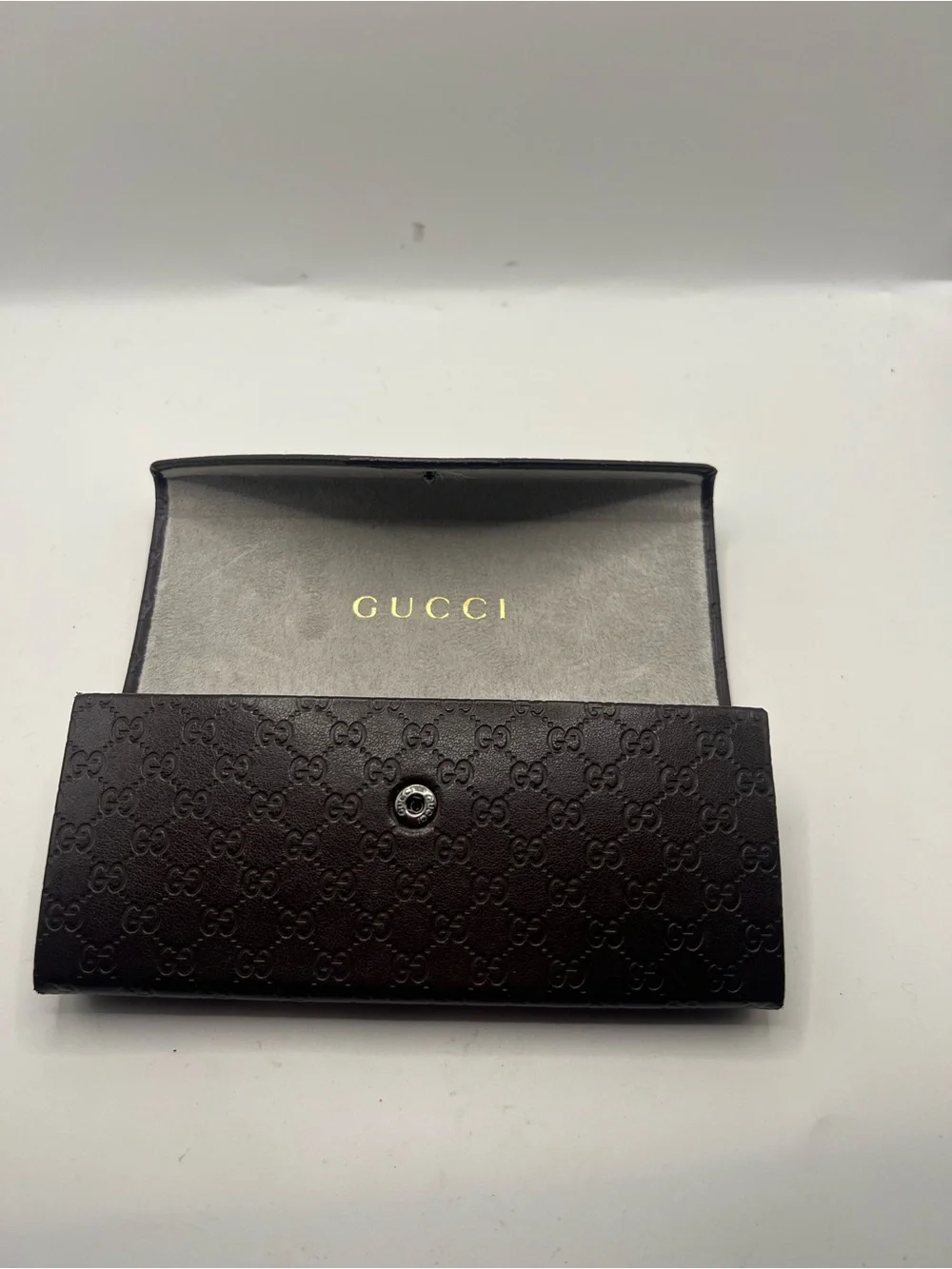 Gucci slim envelope