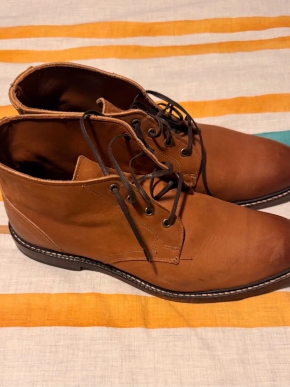 Allen Edmonds Tan Brown Leather Chukka Boots