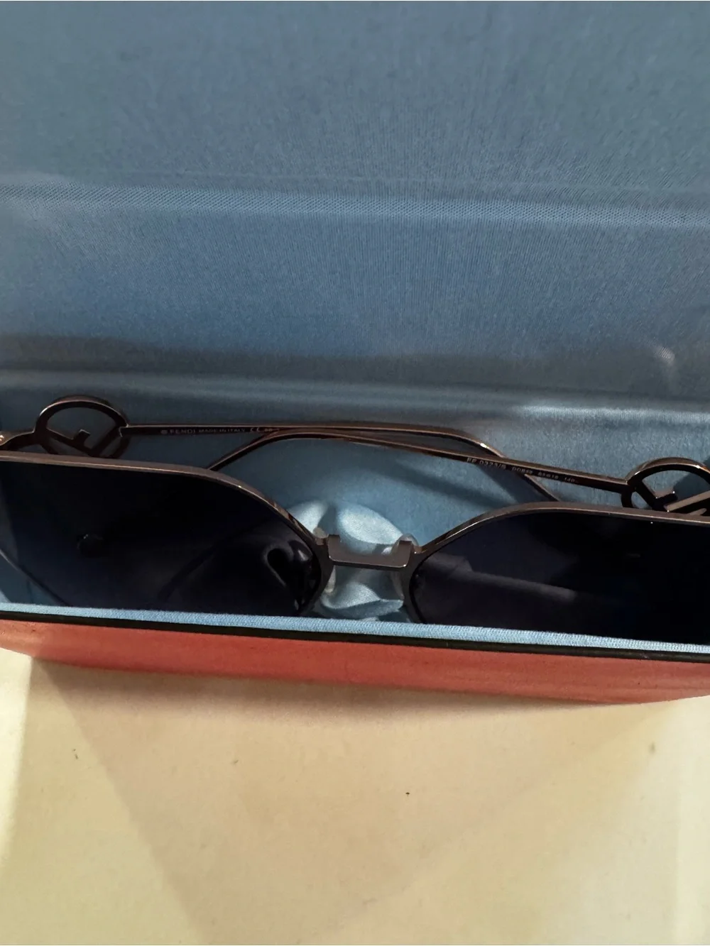 Fendi chic sunglasses