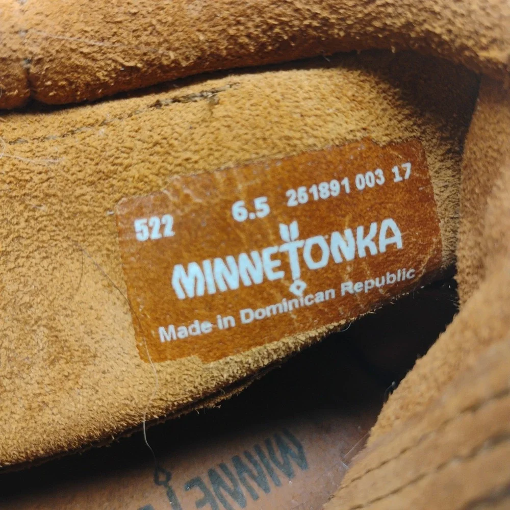 Minnetonka 6.5 Concho Ankle Boots Fringe Native Moccasins Boho Western Bead Boot