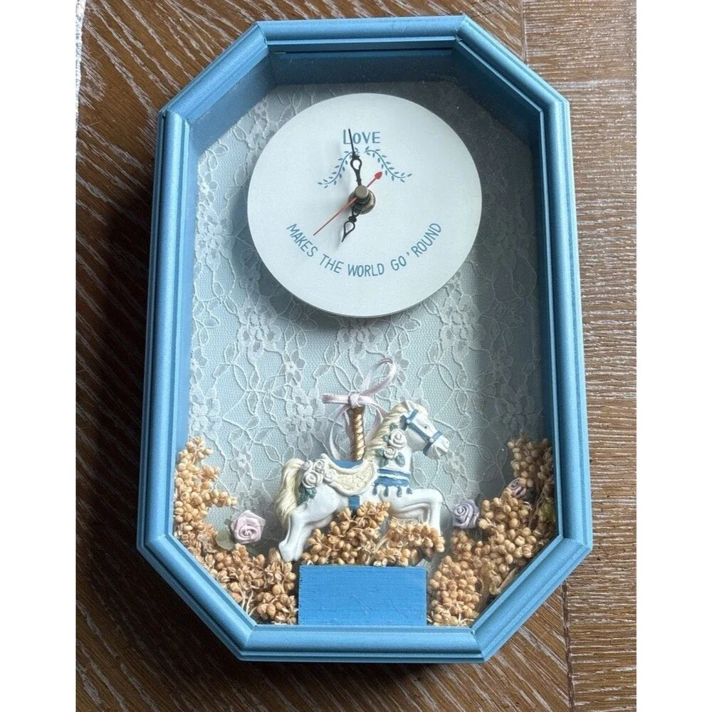 Clock vintage 90s