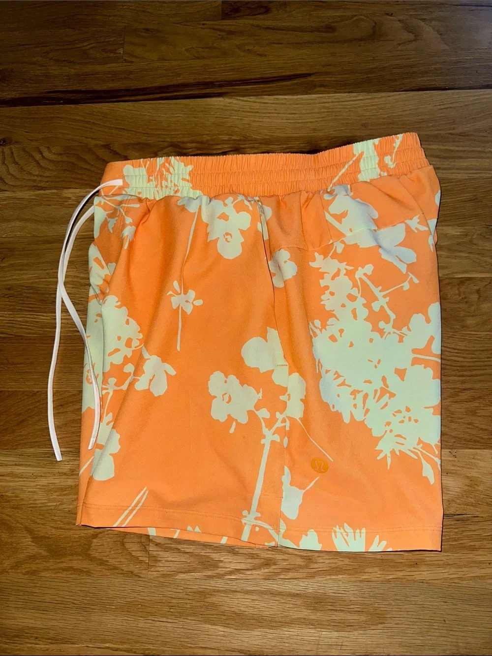 Lululemon Men’s Swim Pool Shorts sz M
