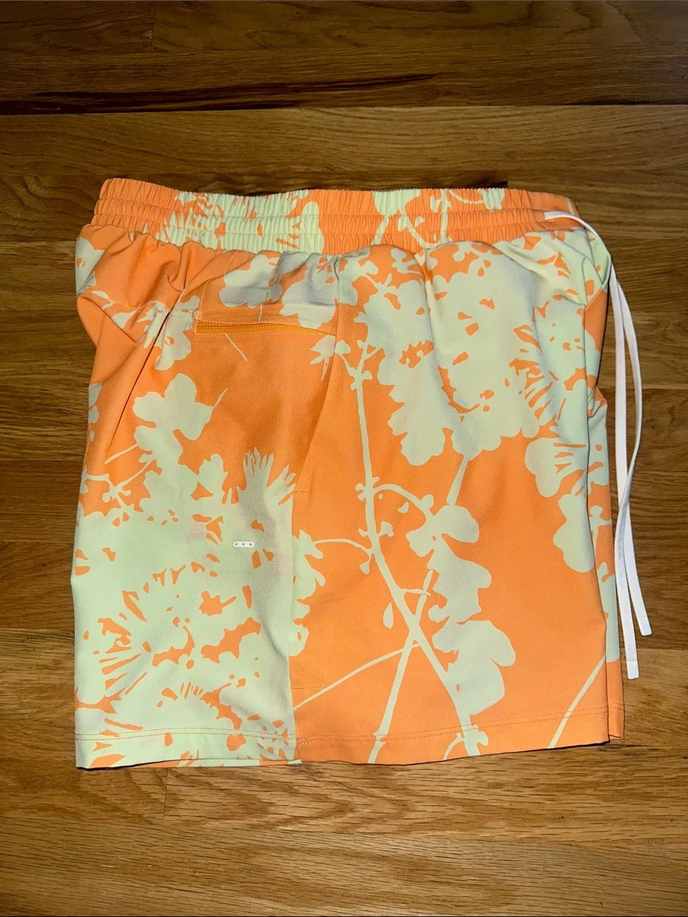 lululemon athletica waist right thanks