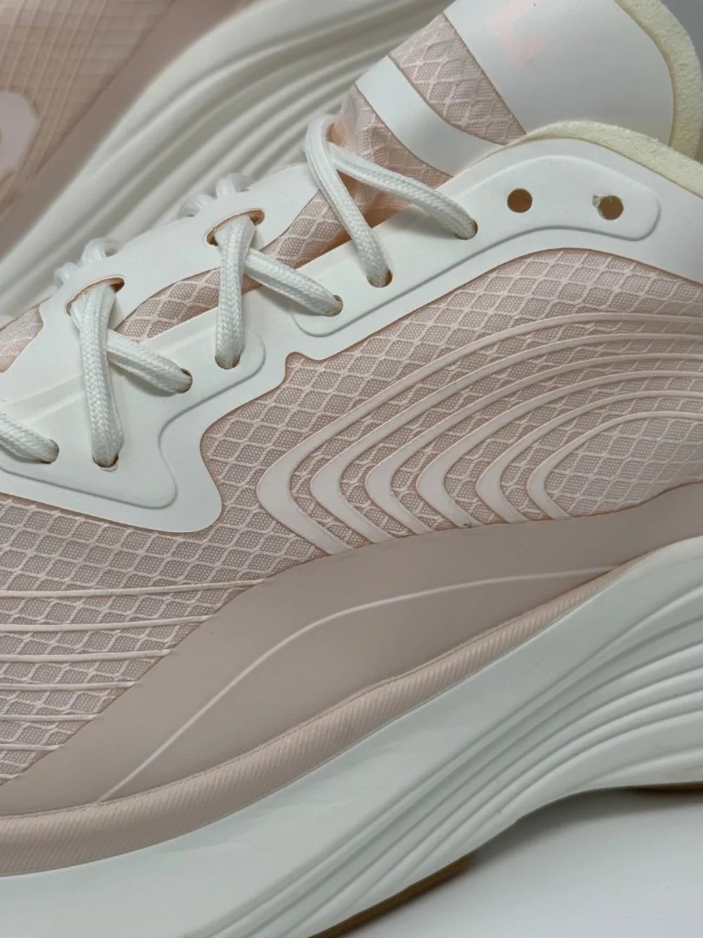 APL Athletic Propulsion Labs Women's Streamline Running Shoes Creme Ivory Light