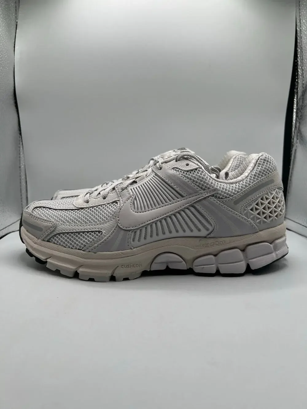 Nike Air Zoom Vomero 5 “Vast Grey” 2019 size 6.5 men’s/8 women’s