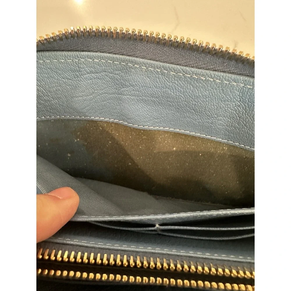 Miu Miu see pictures
