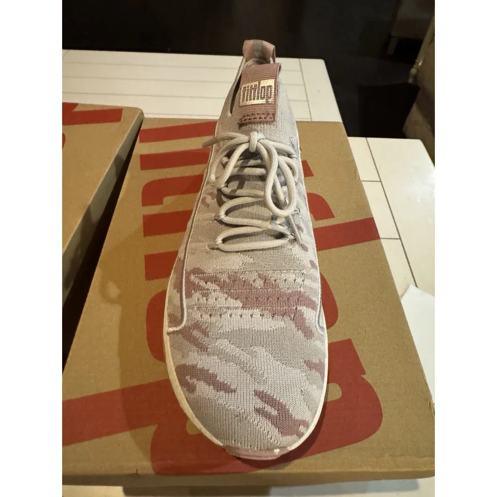 Fitflop features sports