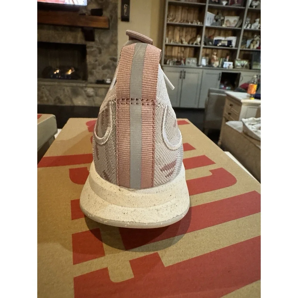Fitflop style sneakers knit