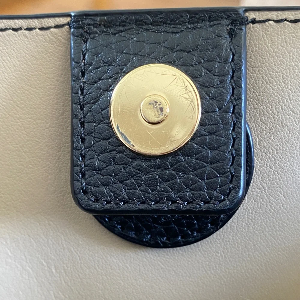 Tory Burch tory burch