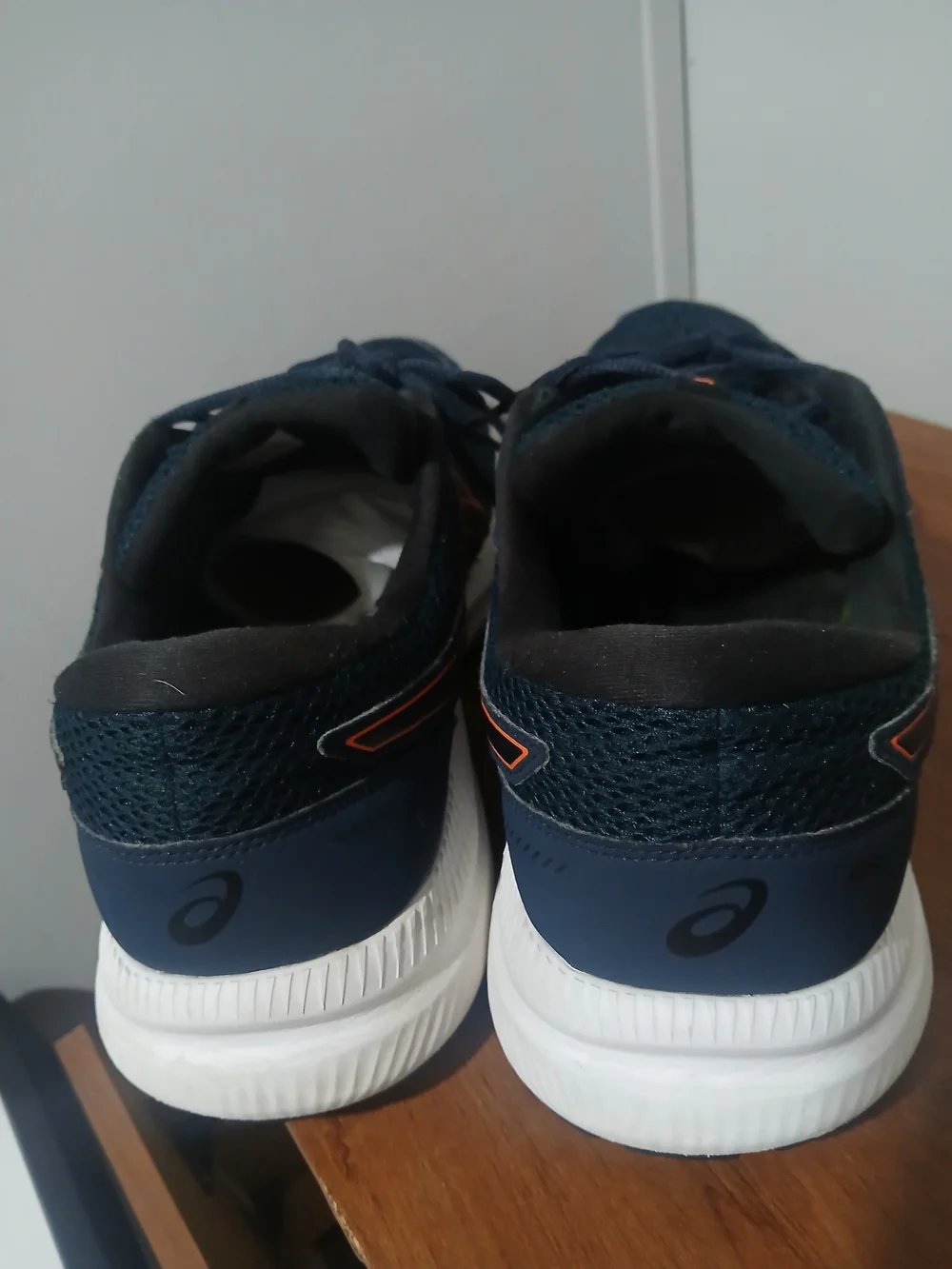 Asics padded navy