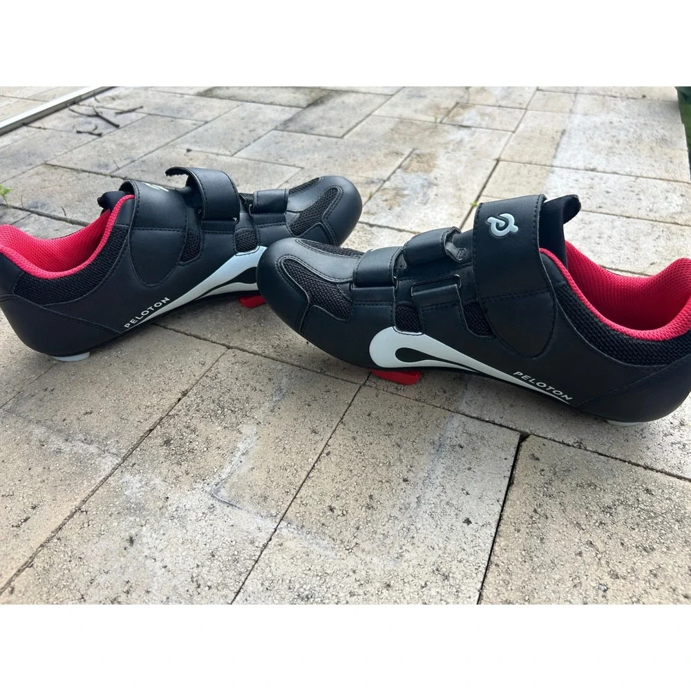 Peloton cycling shoes
