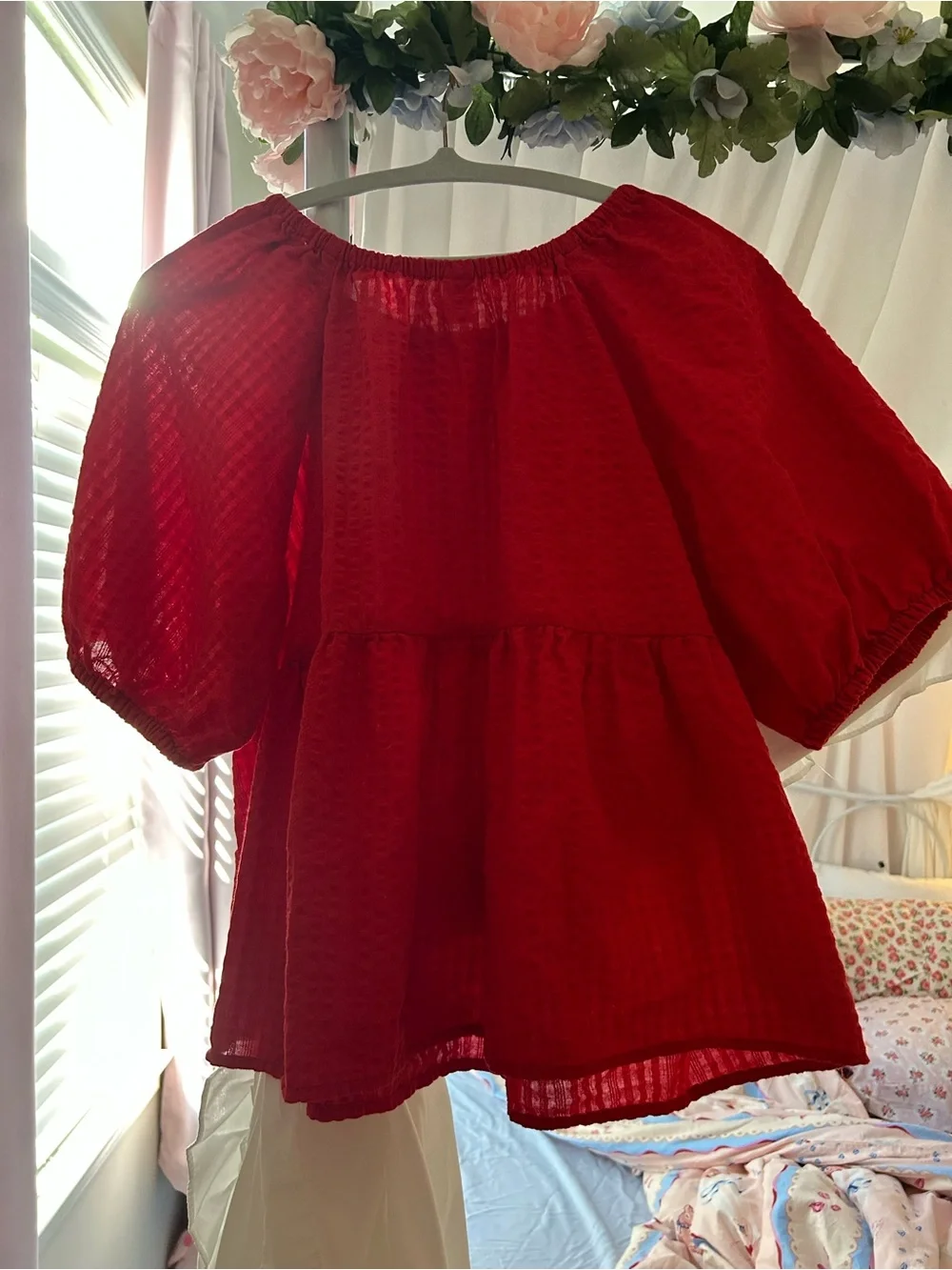Old Navy red silhouette
