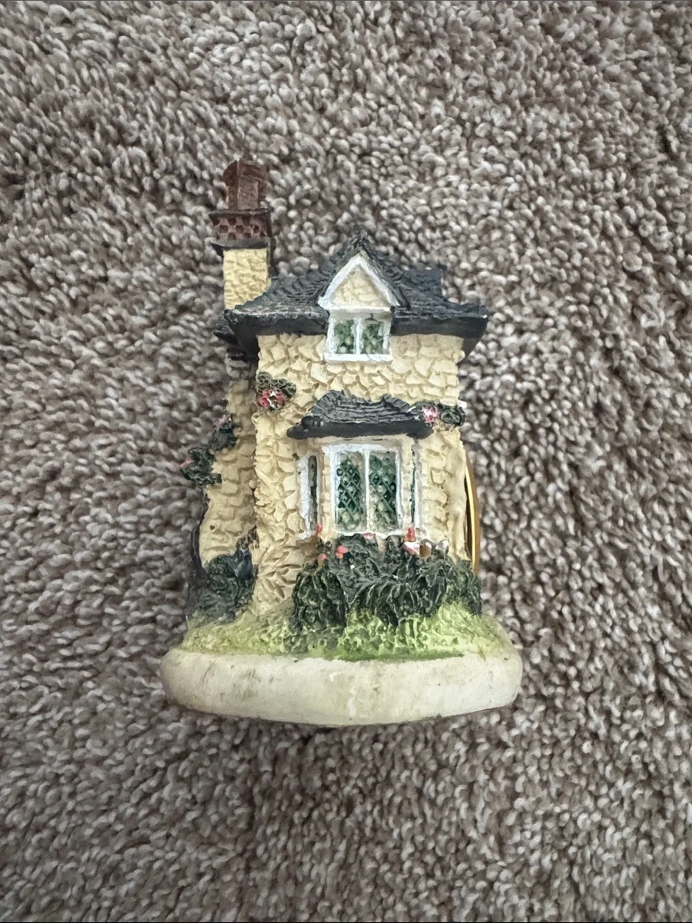 N/A decorative cream