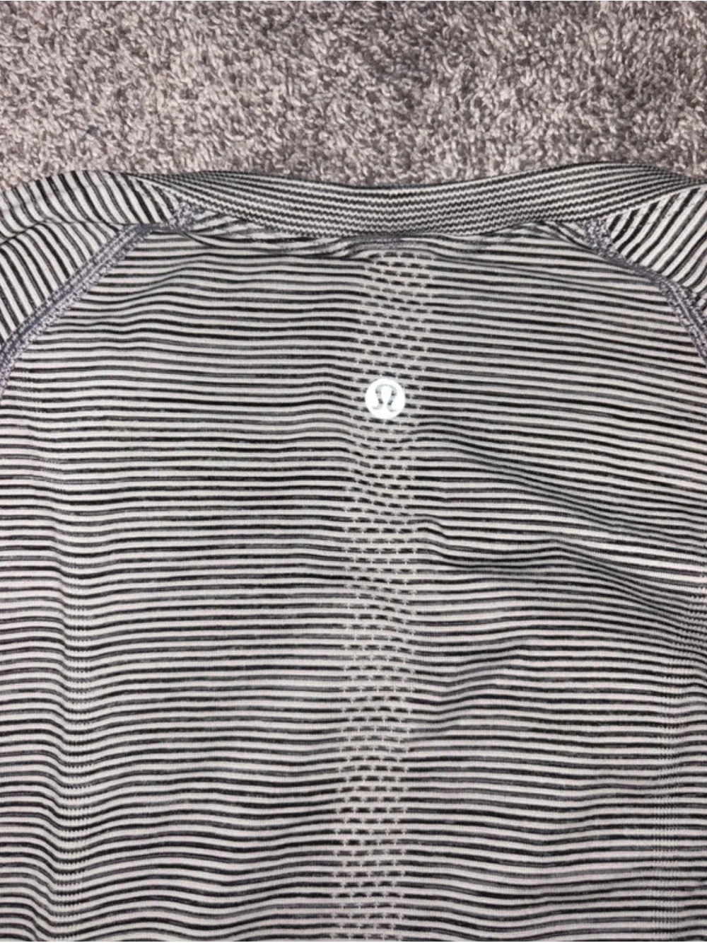 lululemon athletica light gray