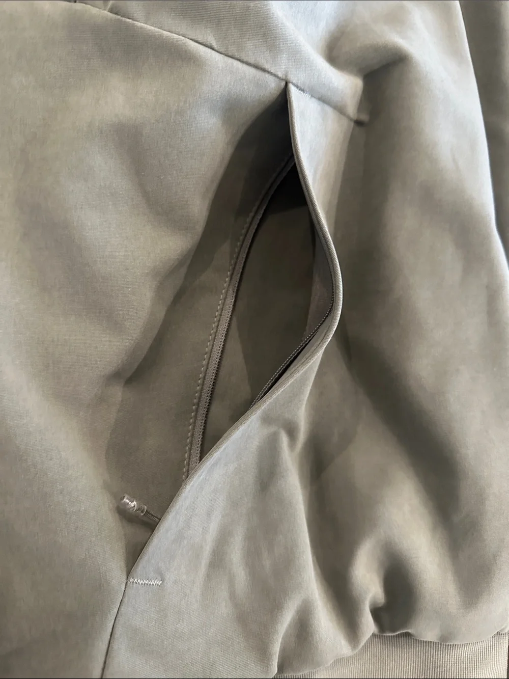lululemon athletica clean minimalist