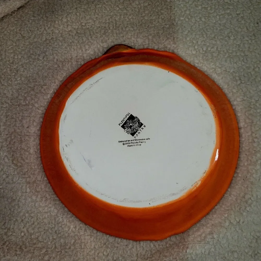 Plentiful Pantry Pumpkin pie dish  ^