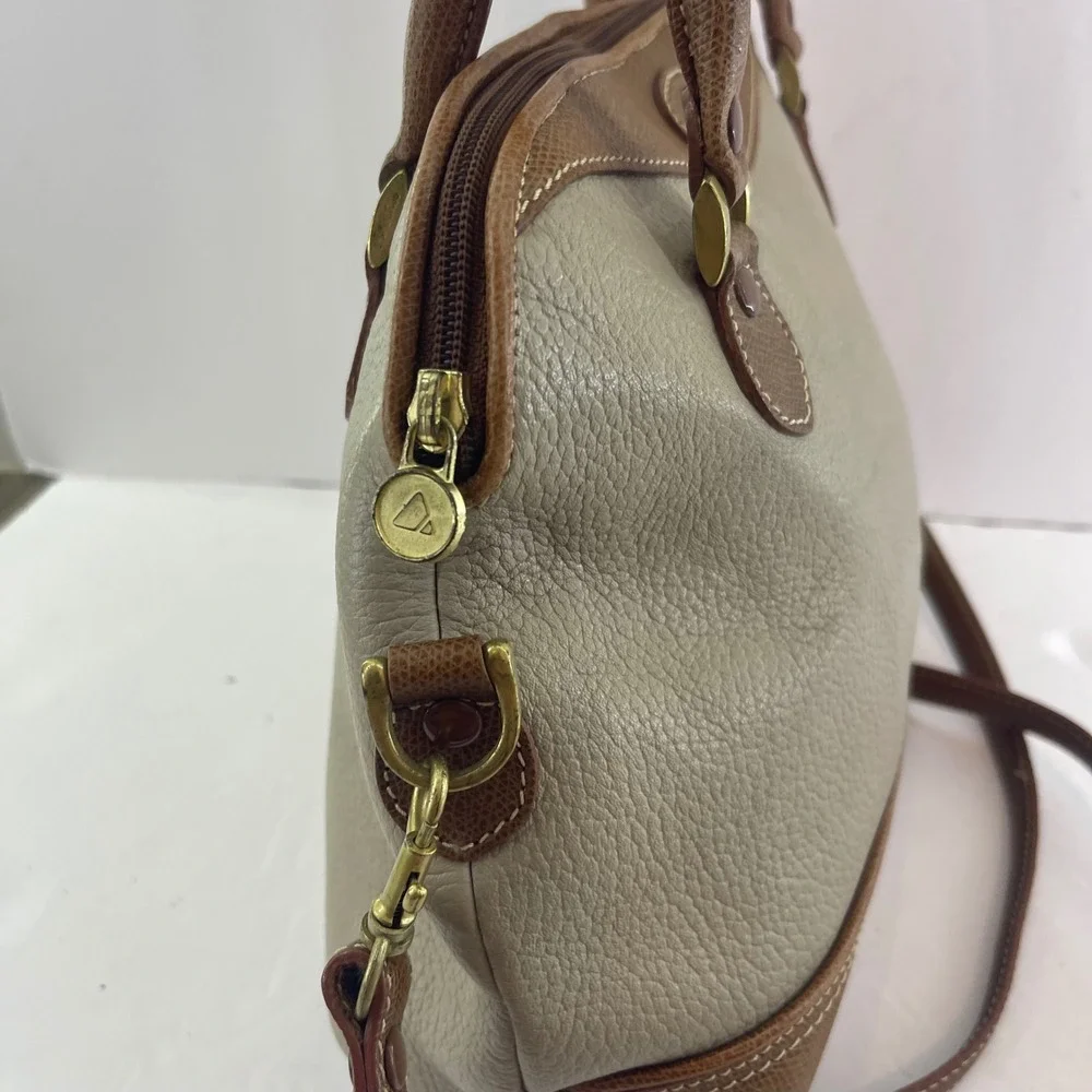 Liz Claiborne liz claiborne