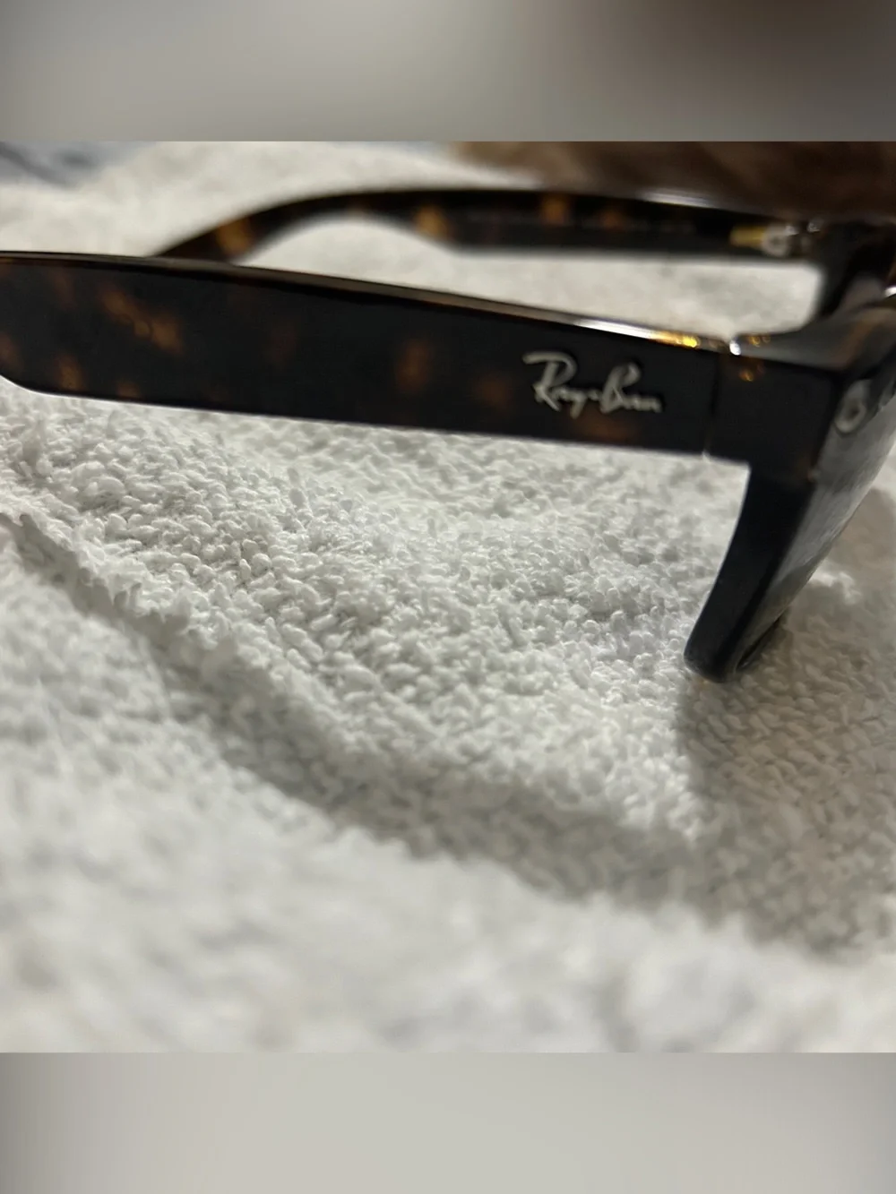 Ray-Ban authentic did