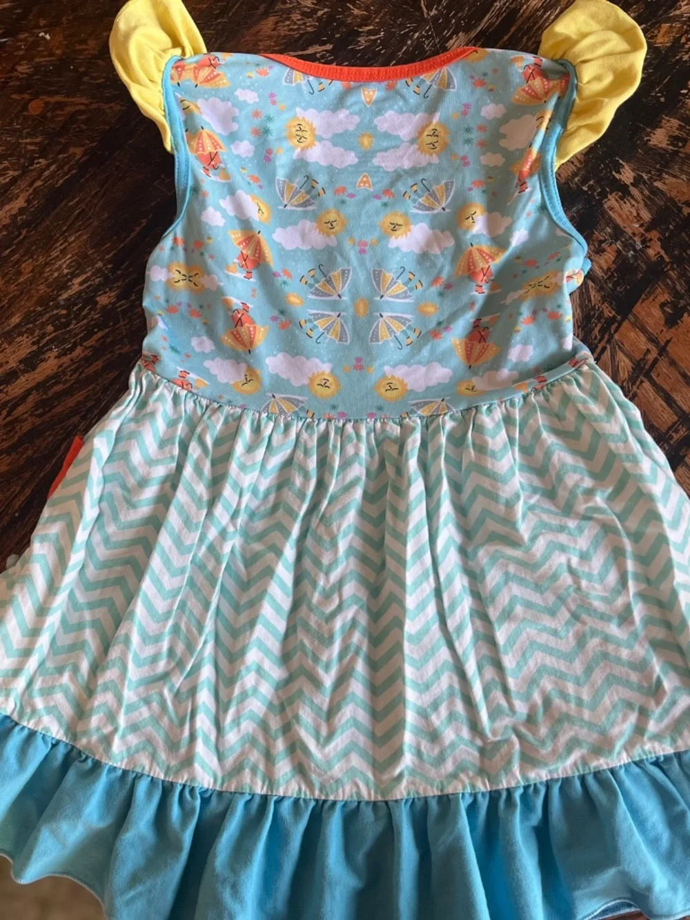 Multi-colored dress with pockets, 3-4t