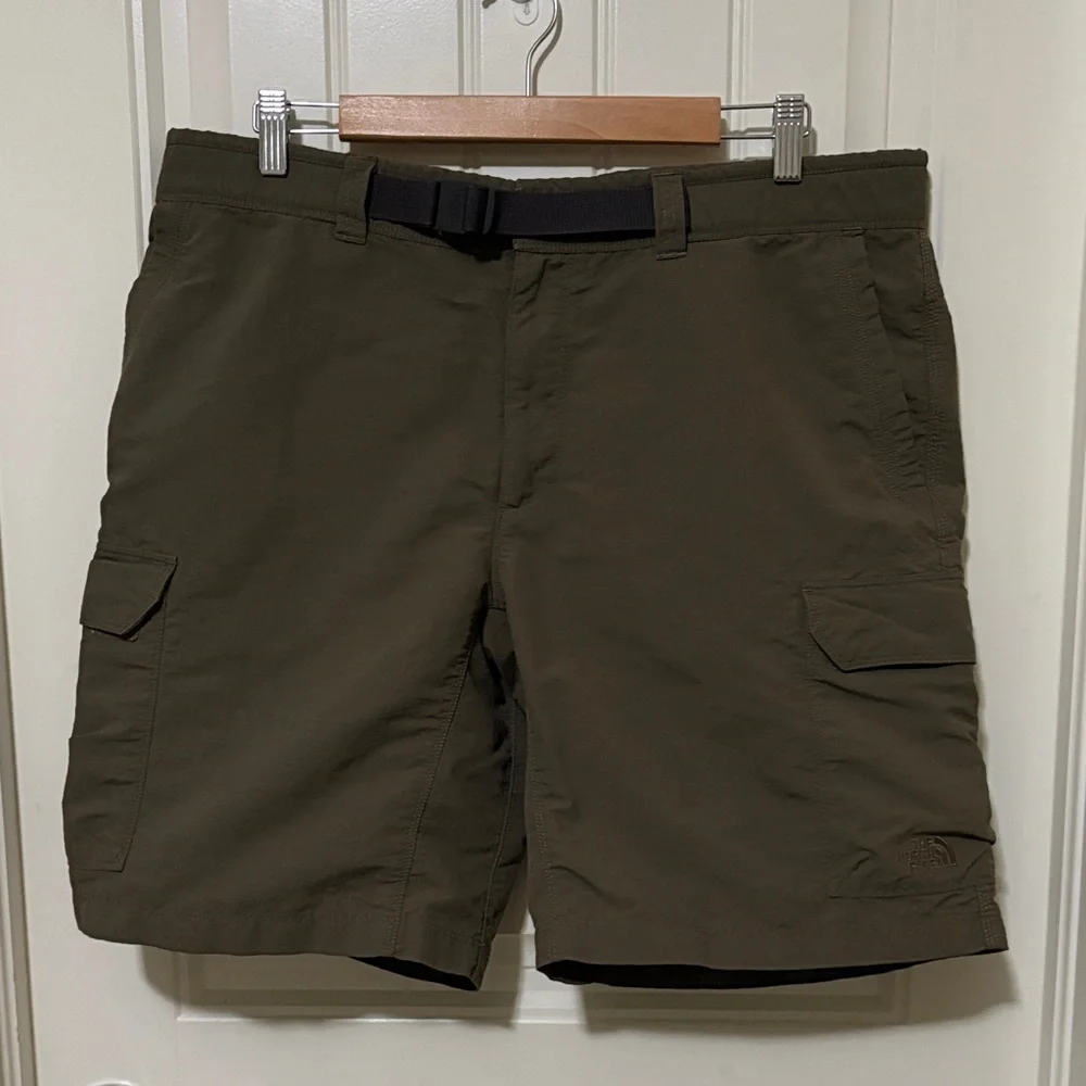 The North Face Men's Olive‎ Green Cargo Shorts with Webbing Belt