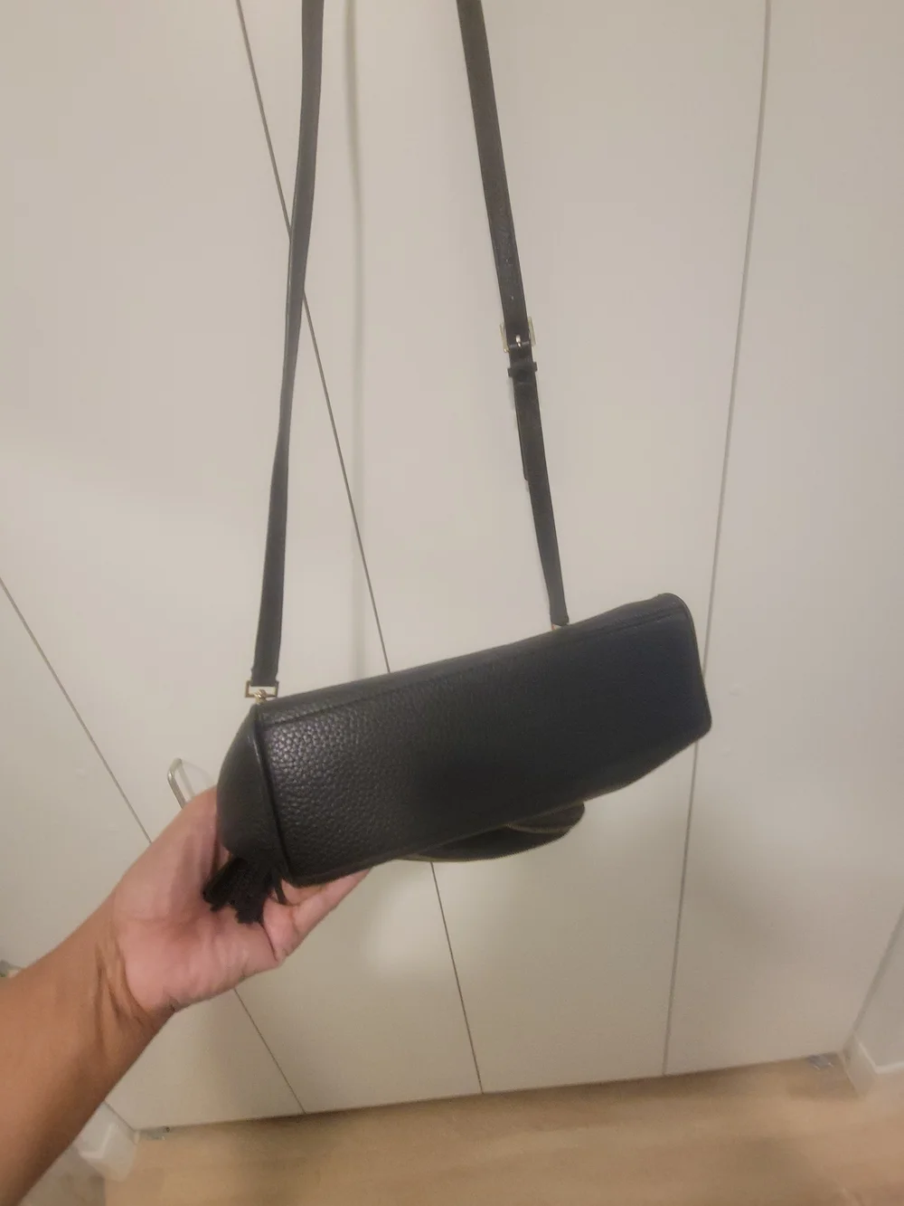 kate spade Black Pebbled Leather Tassel Crossbody Bag