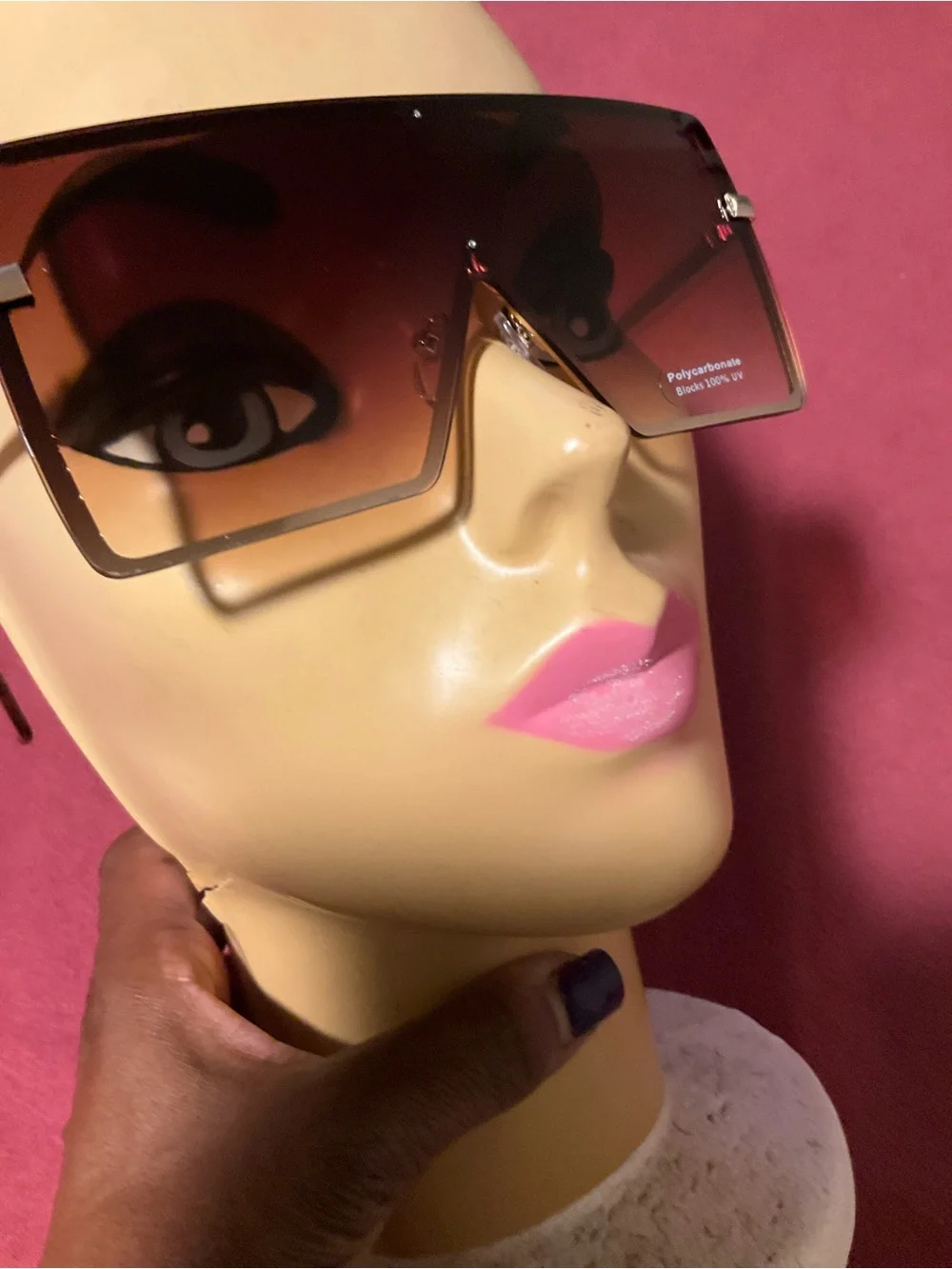 Fashion Nova bold rimless