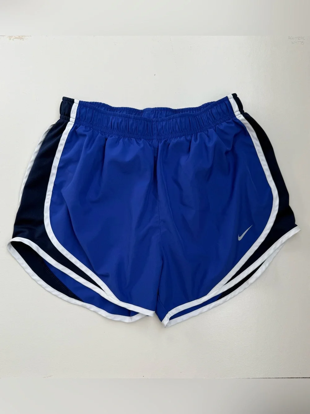 Nike Dri-FIT Royal Blue Athletic Shorts Women's Size Medium EUC