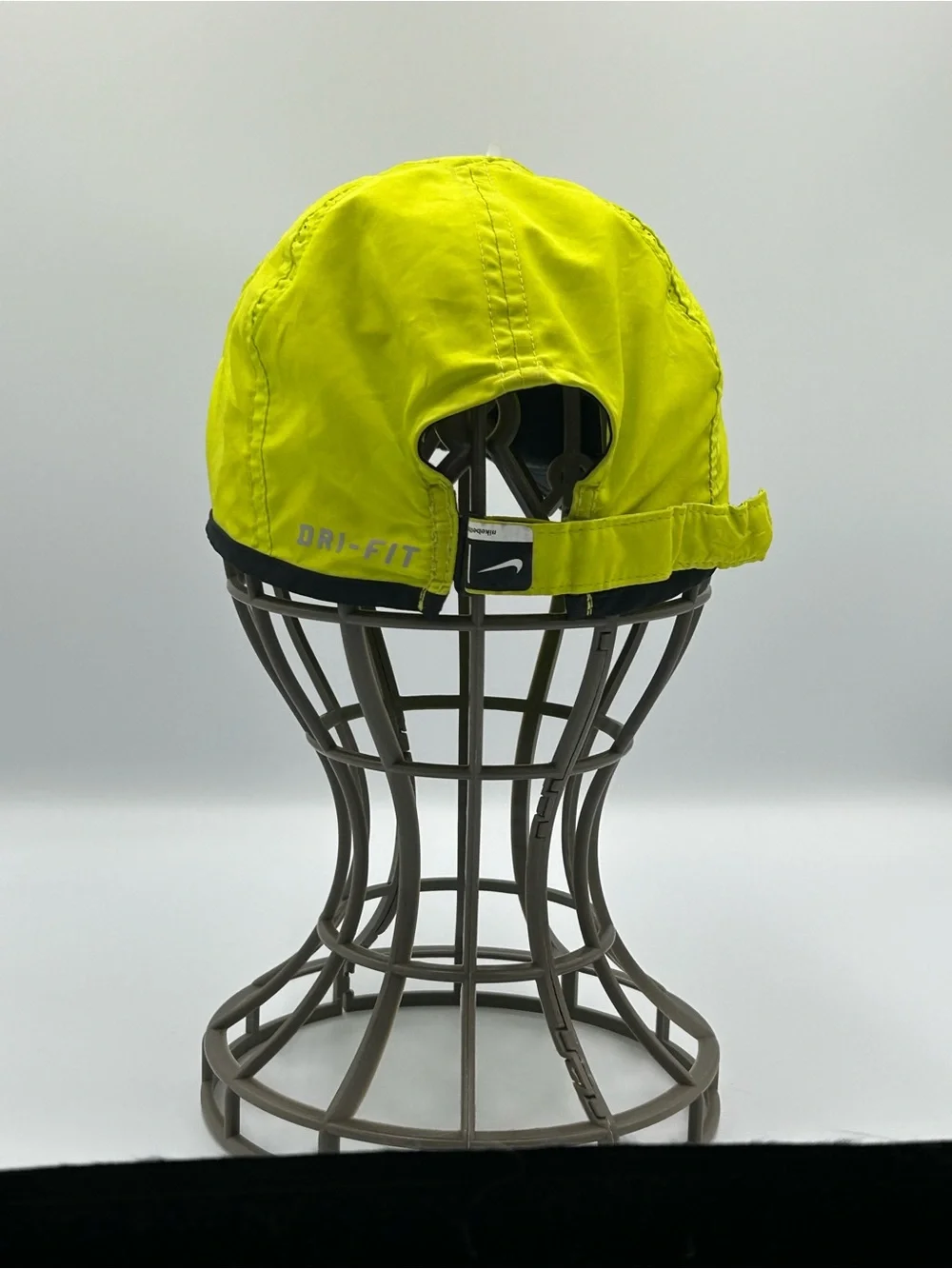 Nike brite Yellow dr fit Cap hat