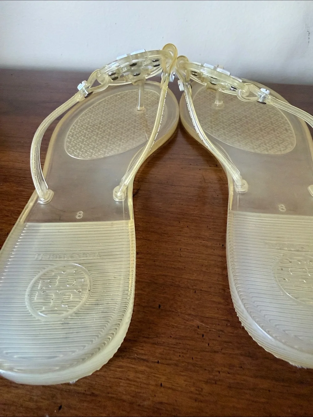 Tory Burch lightweight burch size