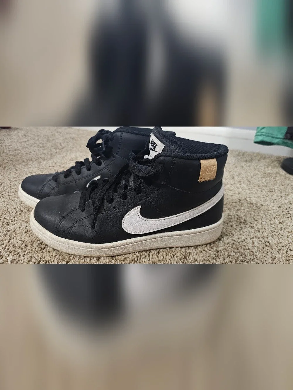 Nike classic black