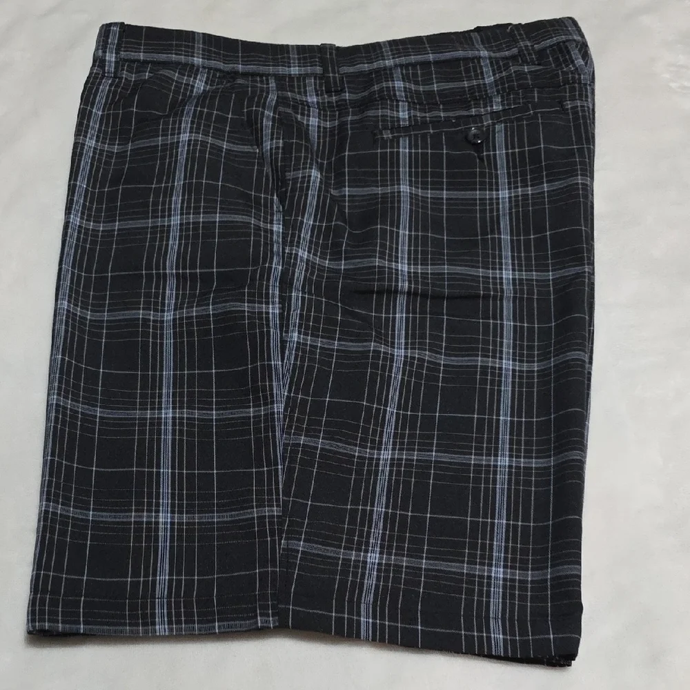 Shark stylish black