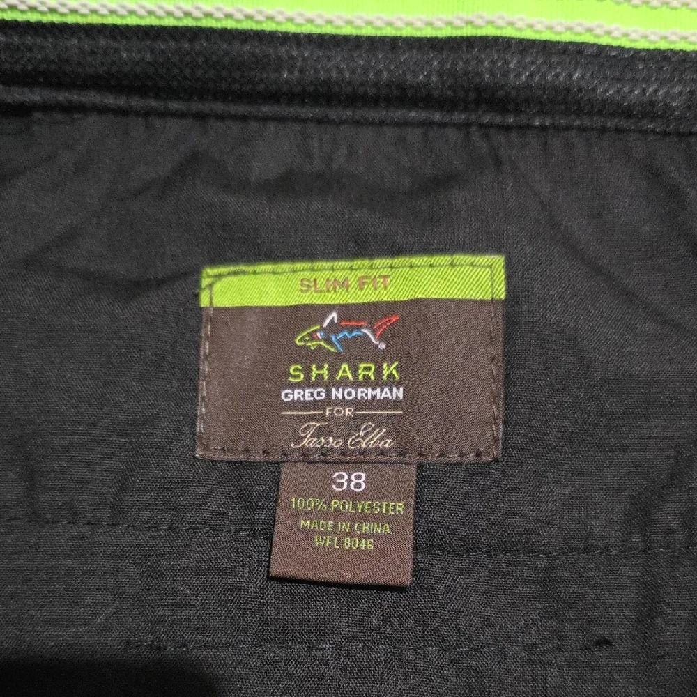 Shark stylish black