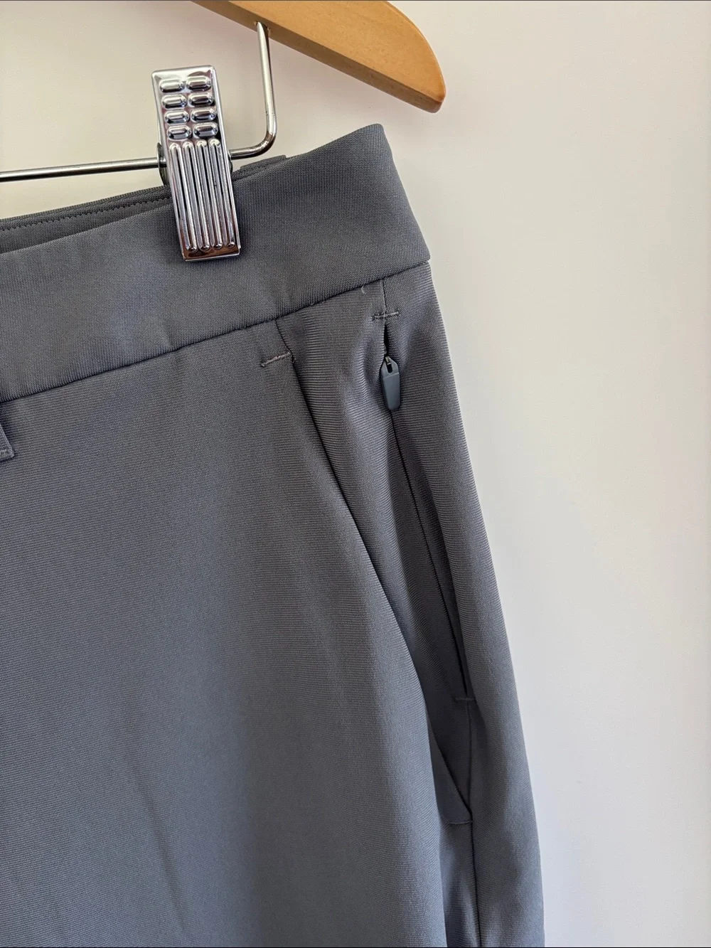 Lululemon ABC Warpstream Slim Fit Pants Golf Chino LM5AQZS Gray Mens Size 30