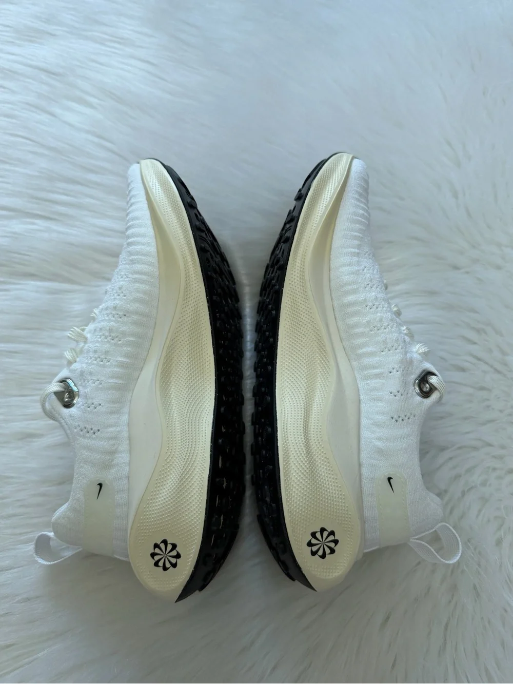 Nike box upper closure