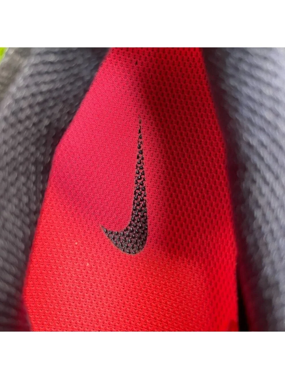 Nike Flyknit Lunar 2 Mens Size 10 Crimson Black Running Training Shoes Sneakers