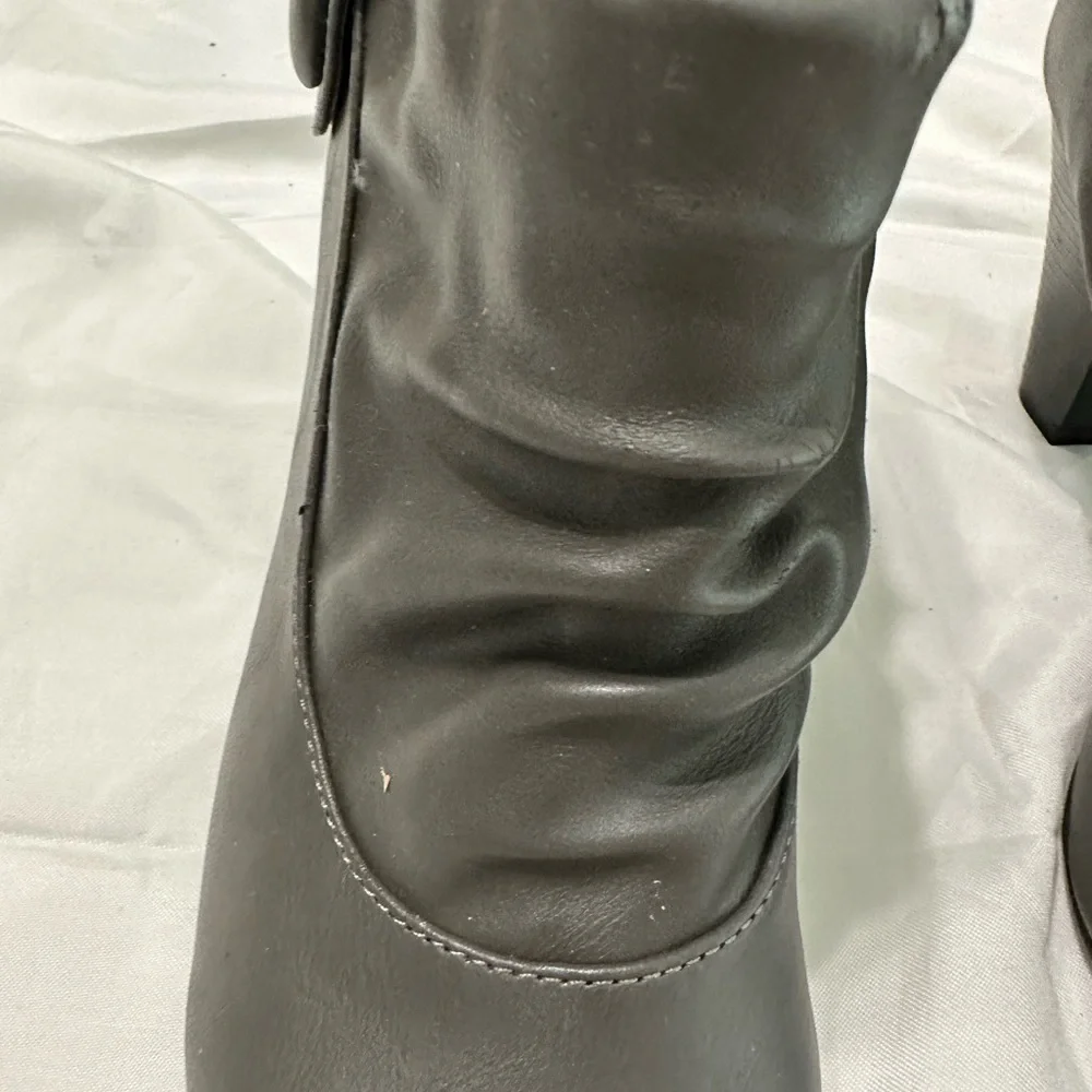 Apostrophe healed ankle