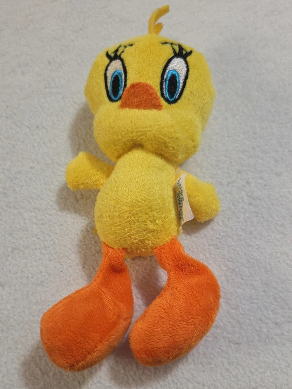 NWOT LOONEY TUNES 8 IN TWEETY BITD STUFFED PLUSH TOY