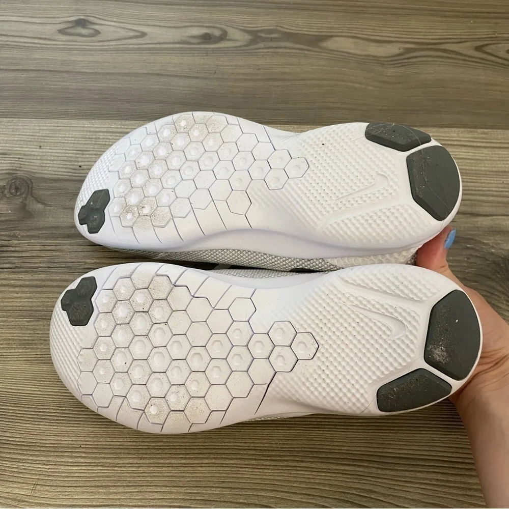 Nike Flex Gray‎ White Sneakers 7