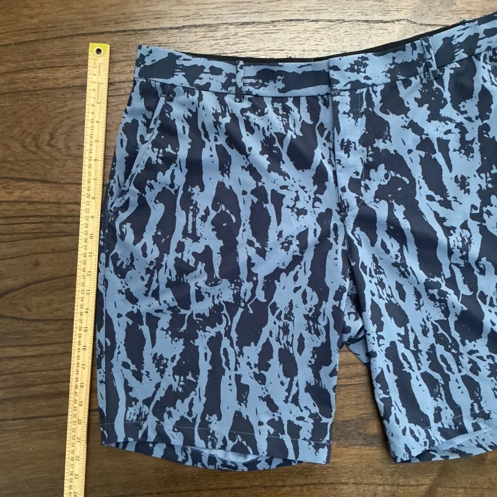 Nike Dri-FIT Golf Shorts Blue Black Abstract Camo Woodgrain Standard Fit 40 Mens