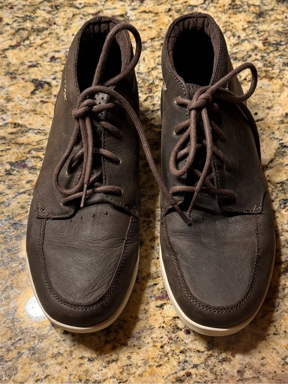 Men's Reef Spiniker mid chukka boots Brown nubuck suede Size 9.5