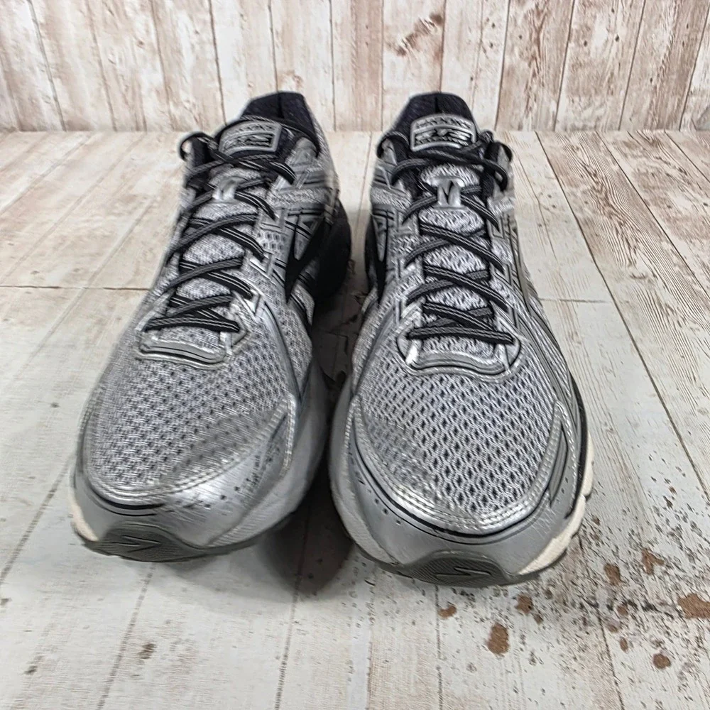 Brooks Adrenaline GTS 17 Mens Running Shoes Silver Black 1102411D033 Size 12 D